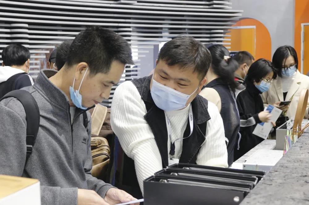 2020廣州設(shè)計周，基路伯藝術(shù)涂料創(chuàng)新之劍領(lǐng)勢行業(yè)格局(圖12)